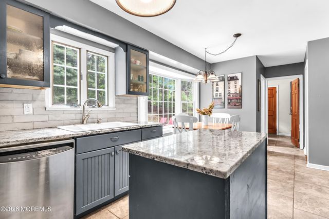 49 Turnberry Drive, Lincroft, NJ 07738