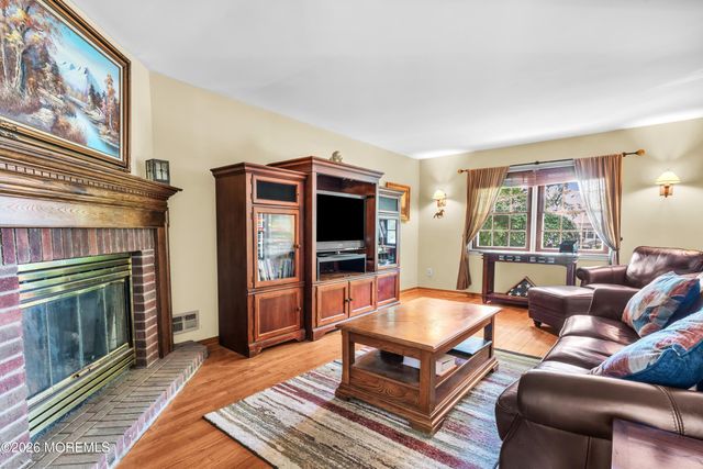 49 Turnberry Drive, Lincroft, NJ 07738