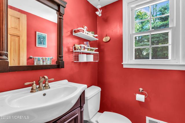 49 Turnberry Drive, Lincroft, NJ 07738