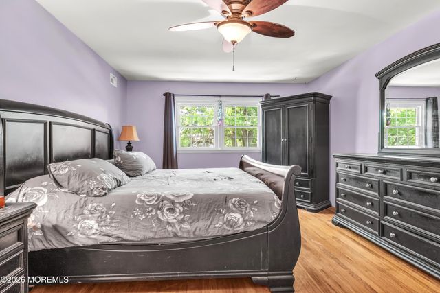49 Turnberry Drive, Lincroft, NJ 07738