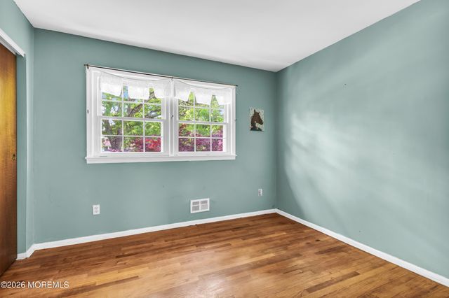 49 Turnberry Drive, Lincroft, NJ 07738