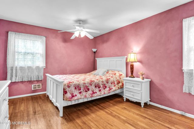 49 Turnberry Drive, Lincroft, NJ 07738