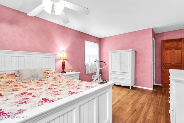 49 Turnberry Drive, Lincroft, NJ 07738