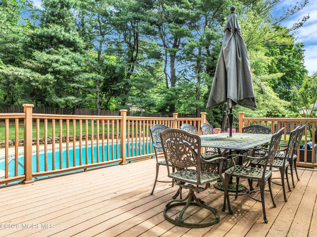 49 Turnberry Drive, Lincroft, NJ 07738