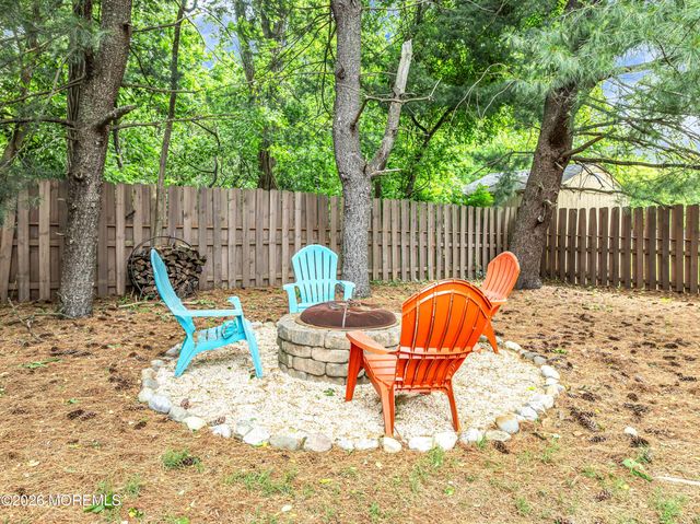 49 Turnberry Drive, Lincroft, NJ 07738