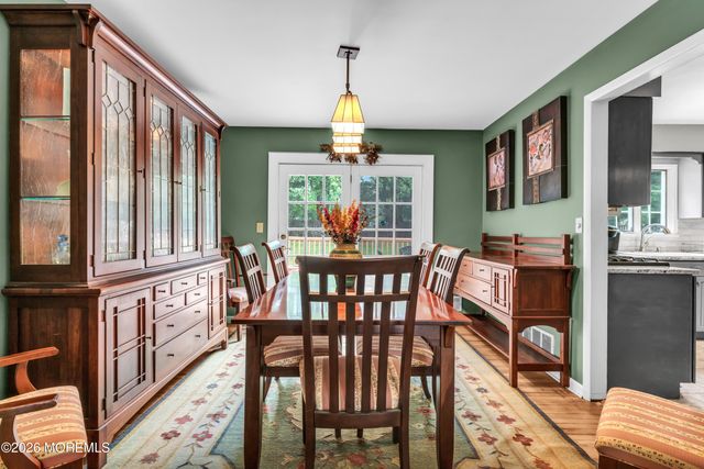 49 Turnberry Drive, Lincroft, NJ 07738