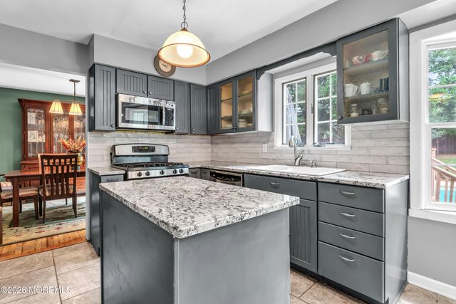 49 Turnberry Drive, Lincroft, NJ 07738