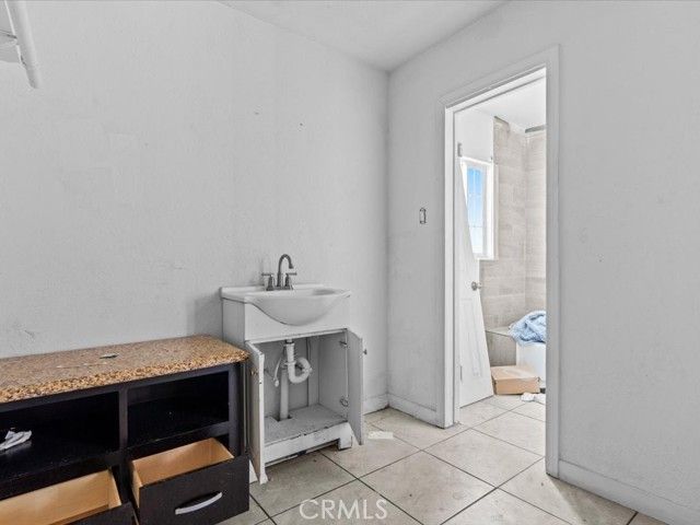 10918 S Figueroa, Los Angeles, CA 90061