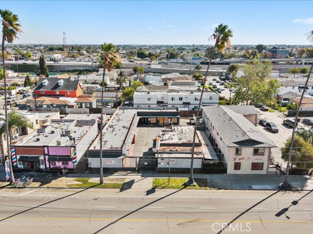 10918 S Figueroa, Los Angeles, CA 90061