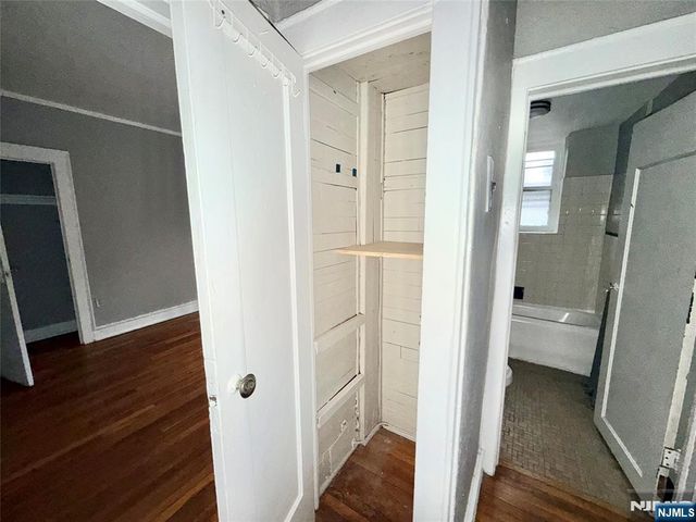 17 Elwood Place 102, Newark, NJ 07104