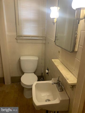 1130 SCOTLAND AVE, Chambersburg, PA 17201