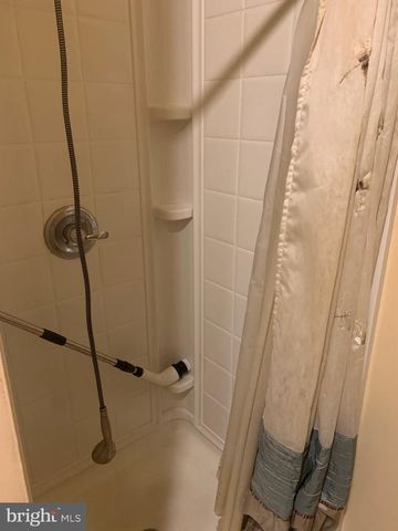 1130 SCOTLAND AVE, Chambersburg, PA 17201