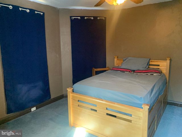 1130 SCOTLAND AVE, Chambersburg, PA 17201