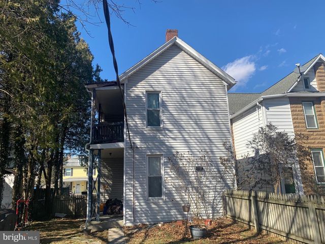 1130 SCOTLAND AVE, Chambersburg, PA 17201