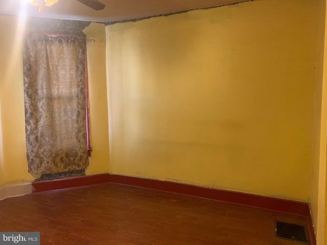 1130 SCOTLAND AVE, Chambersburg, PA 17201