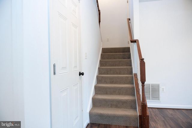 30 HUNTING CREEK LN, Stafford, VA 22556