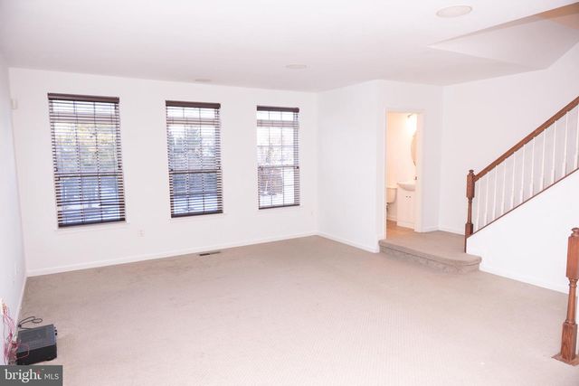 30 HUNTING CREEK LN, Stafford, VA 22556