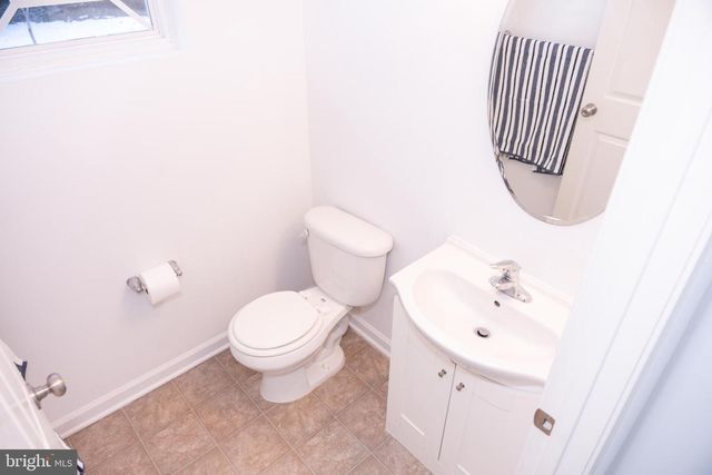 30 HUNTING CREEK LN, Stafford, VA 22556