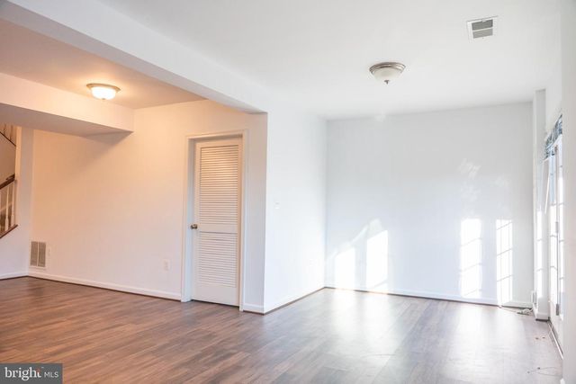 30 HUNTING CREEK LN, Stafford, VA 22556