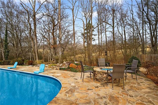 6385 Burruss Mill Road, Cumming, GA 30041