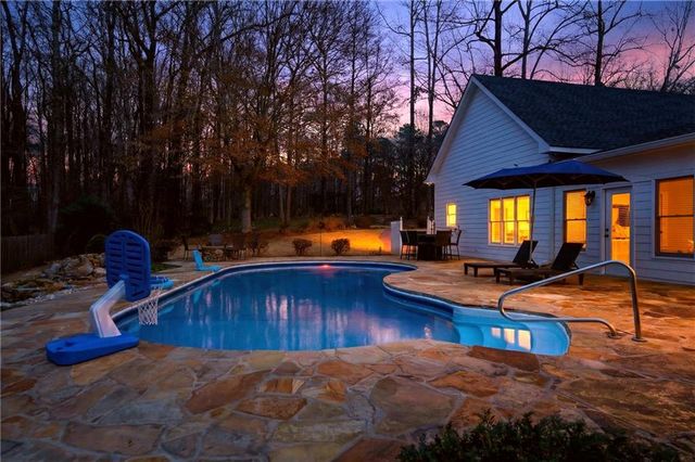 6385 Burruss Mill Road, Cumming, GA 30041