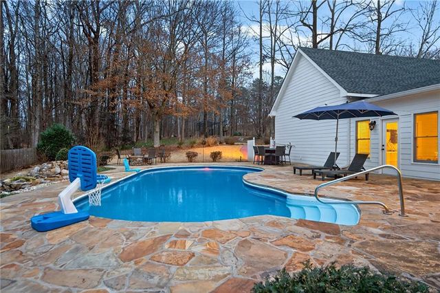 6385 Burruss Mill Road, Cumming, GA 30041