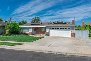 2116 N Woodridge Way, Hanford, CA 93230