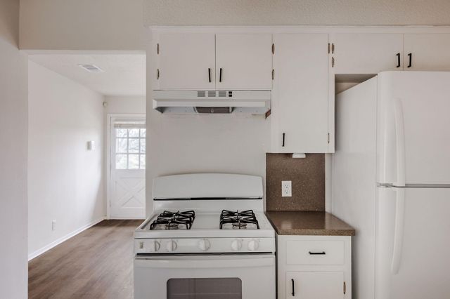 2012 Cody CT, Austin, TX 78704