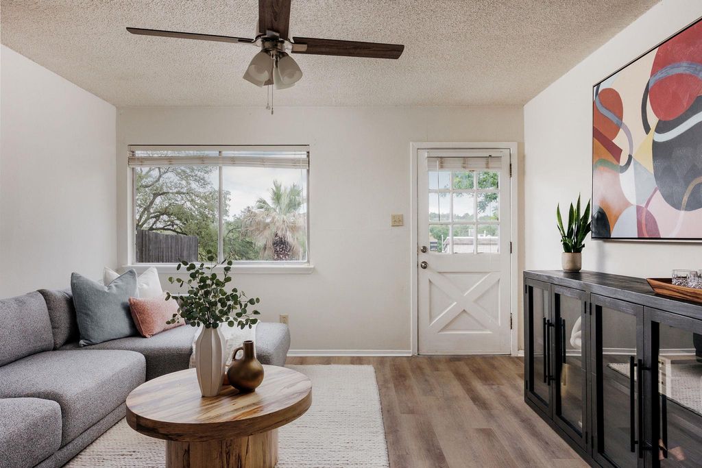 2012 Cody CT, Austin, TX 78704