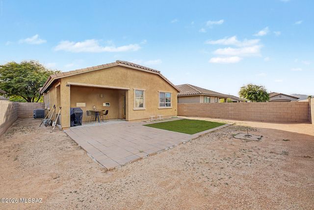 7439 S Salt Water Drive, Tucson, AZ 85757