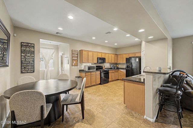 7439 S Salt Water Drive, Tucson, AZ 85757