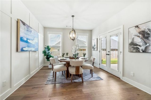 100 Jenna Lane, Gravette, AR 72764