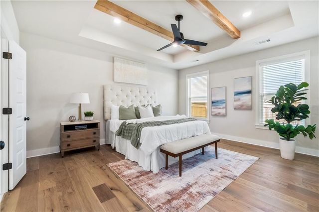 100 Jenna Lane, Gravette, AR 72764