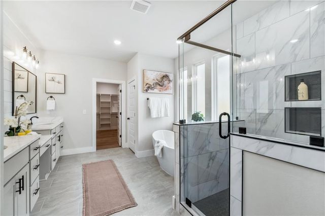 100 Jenna Lane, Gravette, AR 72764