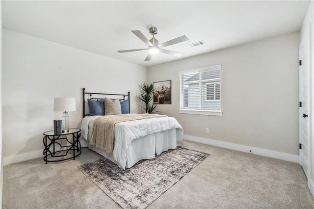 100 Jenna Lane, Gravette, AR 72764