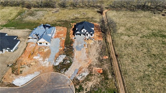 100 Jenna Lane, Gravette, AR 72764