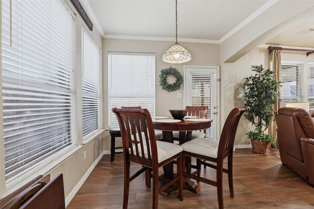 2810 Hammond Drive, Grand Prairie, TX 75052