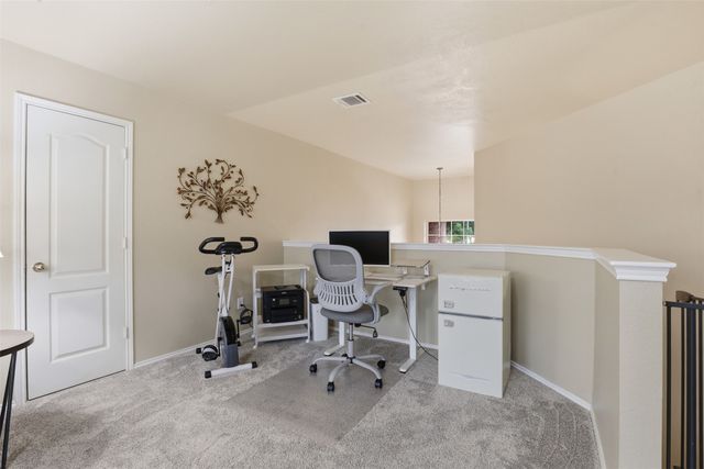 2810 Hammond Drive, Grand Prairie, TX 75052