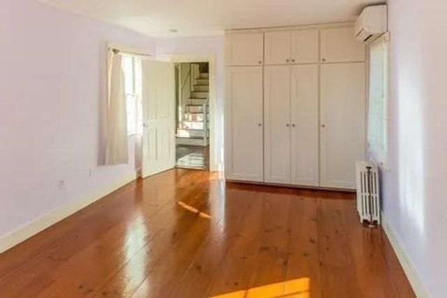 4 Goodwins Court 1, Marblehead, MA 01945
