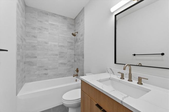 533 E 19th Street, Kansas City, MO 64108