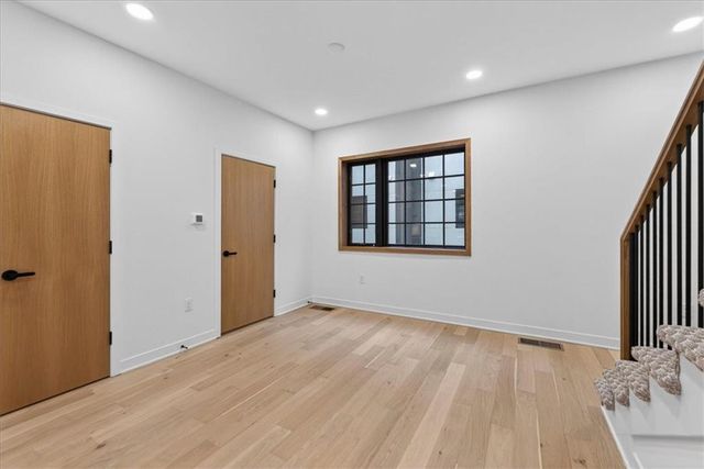 533 E 19th Street, Kansas City, MO 64108