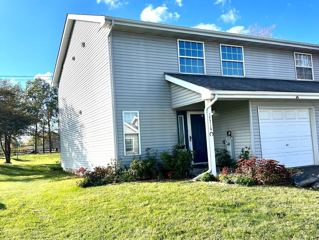 17716 W Horseshoe Lane 3, Gurnee, IL 60031