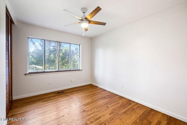 4316 NE Shangri La Drive, Knoxville, TN 37914