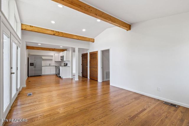 4316 NE Shangri La Drive, Knoxville, TN 37914
