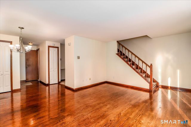 62 Old Farms Lane 62, New Milford, CT 06776