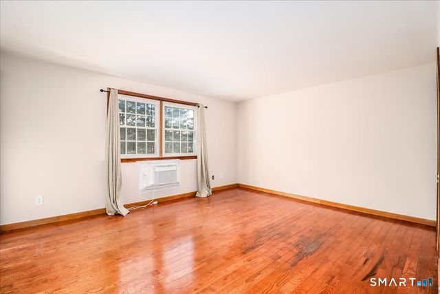 62 Old Farms Lane 62, New Milford, CT 06776