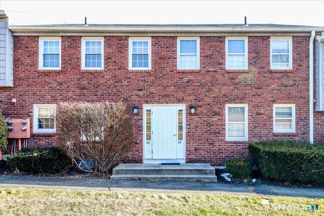 62 Old Farms Lane 62, New Milford, CT 06776