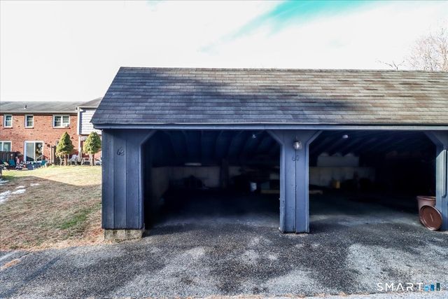 62 Old Farms Lane 62, New Milford, CT 06776