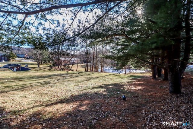 62 Old Farms Lane 62, New Milford, CT 06776