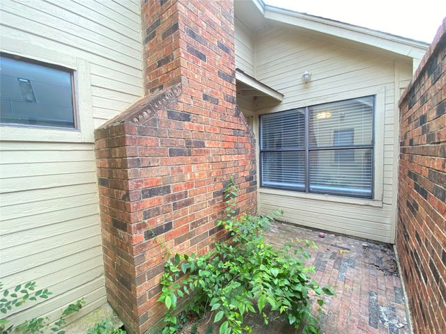 4131 Crossgate Court, Arlington, TX 76016